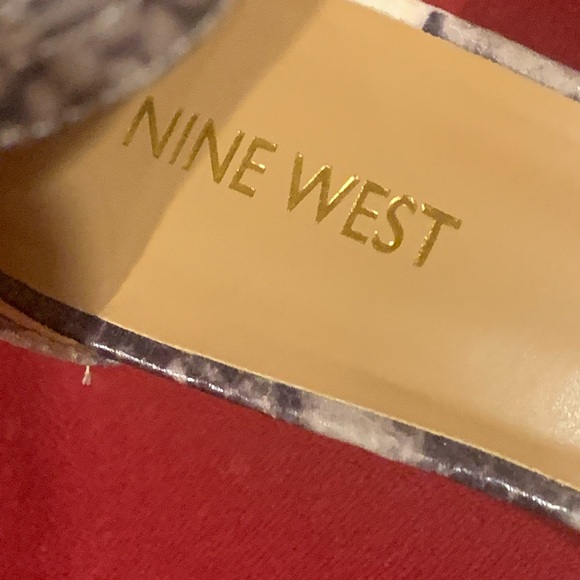 Nine West snake animal print cream gray sandal wedge heel sz 7.5 - Picture 10 of 11